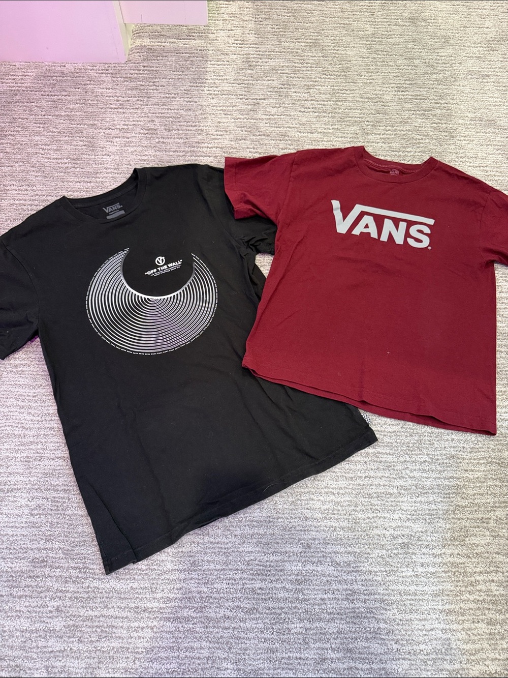 Vans Logo Short-Sleeve Tees (2)